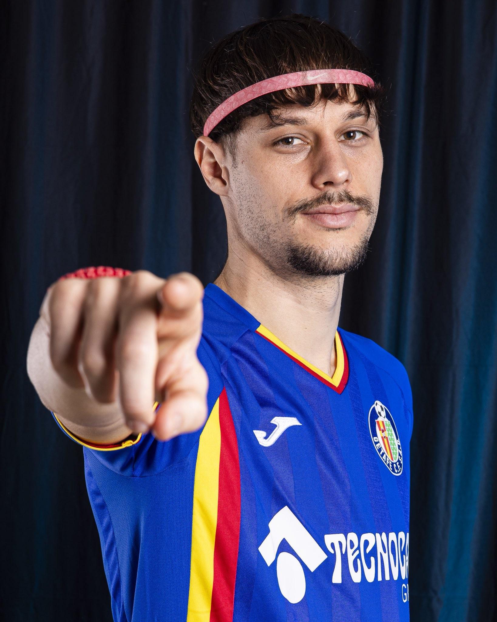 世界杯手机观看平台入口-阿斯赞赫塔费新援:沙巴茨之狼、征服者、混乱艺术家、金左脚